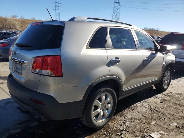 Photo 2 VIN: 5XYKT4A68DG424441 - KIA SORENTO 