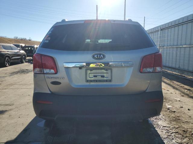 Photo 5 VIN: 5XYKT4A68DG424441 - KIA SORENTO 