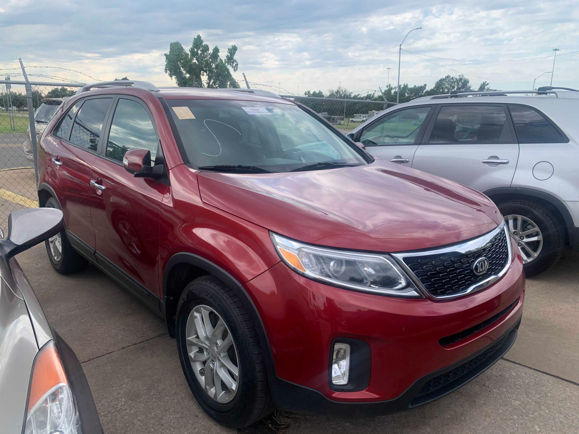 Photo 0 VIN: 5XYKT4A68EG481191 - KIA SORENTO LX 