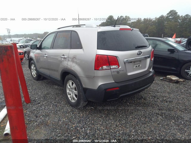 Photo 2 VIN: 5XYKT4A69DG364394 - KIA SORENTO 