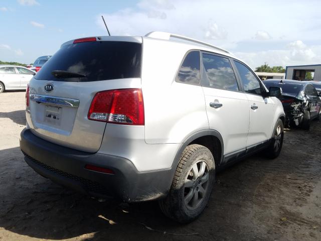 Photo 3 VIN: 5XYKT4A69DG407745 - KIA SORENTO LX 