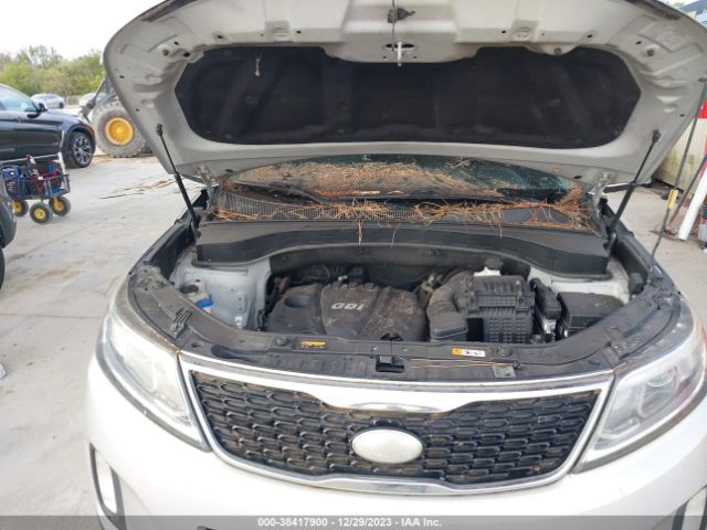 Photo 9 VIN: 5XYKT4A69EG434932 - KIA SORENTO 