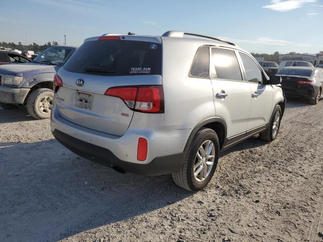 Photo 3 VIN: 5XYKT4A69FG626255 - KIA SORENTO LX 