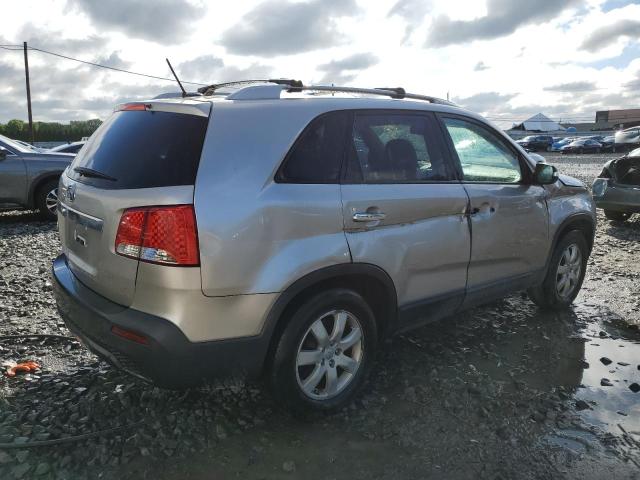 Photo 2 VIN: 5XYKT4A6XDG316919 - KIA SORENTO 