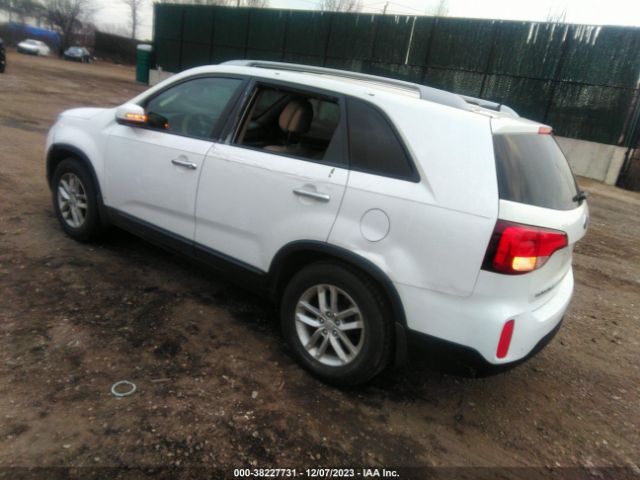 Photo 2 VIN: 5XYKT4A6XEG445650 - KIA SORENTO 