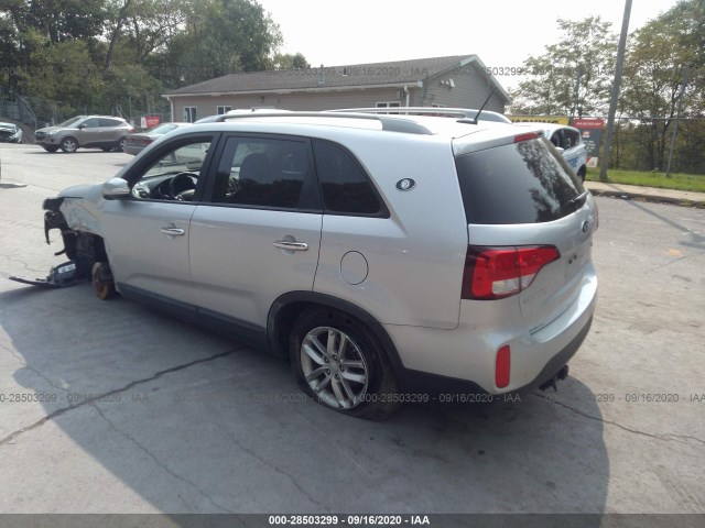 Photo 2 VIN: 5XYKT4A6XEG445986 - KIA SORENTO 