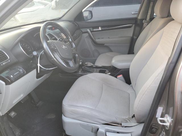 Photo 6 VIN: 5XYKT4A6XEG492192 - KIA SORENTO LX 