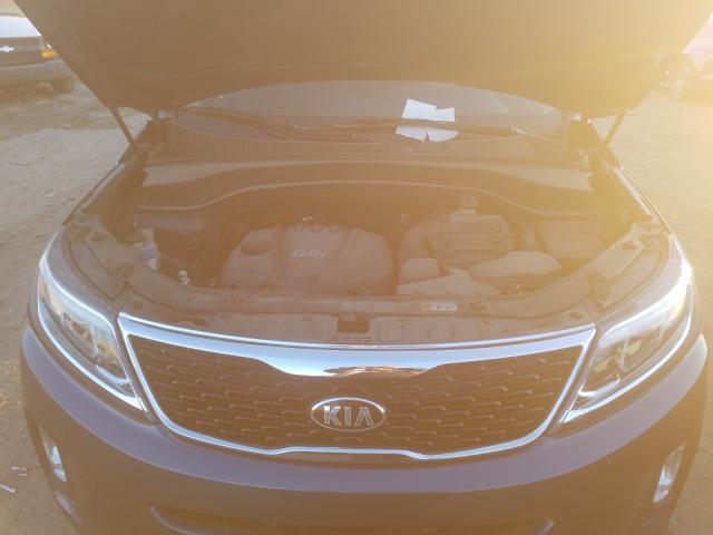 Photo 6 VIN: 5XYKT4A6XEG501585 - KIA SORENTO LX 