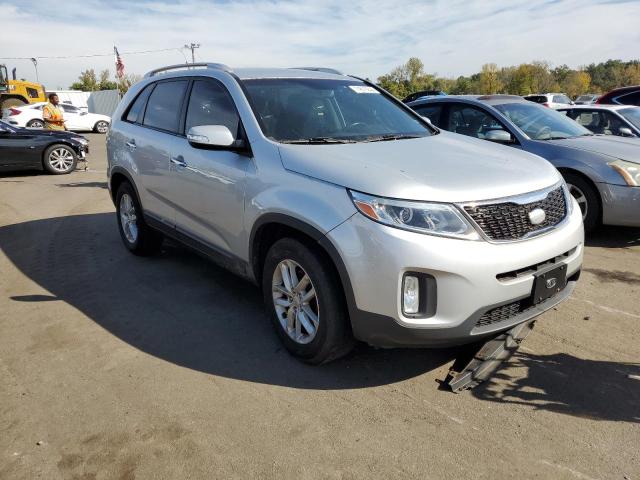 Photo 3 VIN: 5XYKT4A6XEG513140 - KIA SORENTO LX 