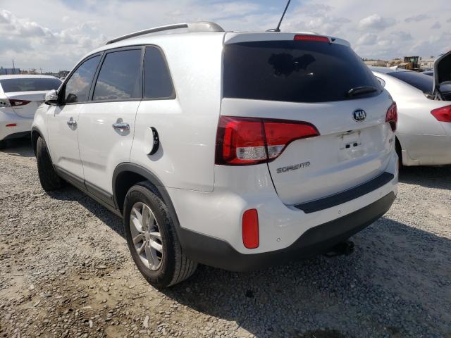 Photo 2 VIN: 5XYKT4A6XFG625065 - KIA SORENTO LX 