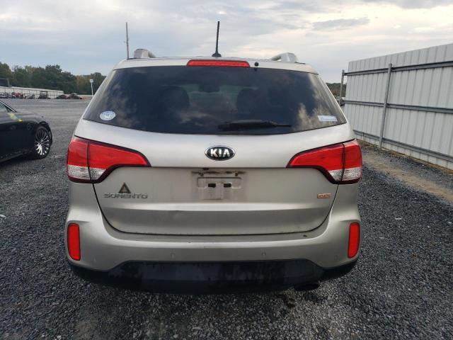 Photo 5 VIN: 5XYKT4A6XFG633814 - KIA SORENTO LX 