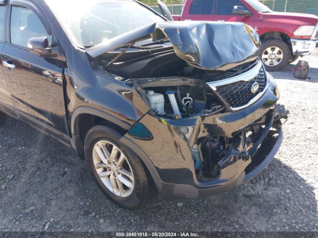 Photo 5 VIN: 5XYKT4A6XFG650189 - KIA SORENTO 