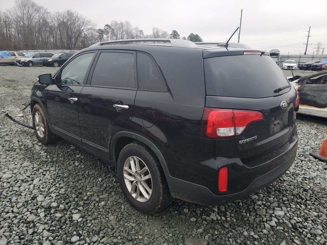 Photo 1 VIN: 5XYKT4A6XFG650256 - KIA SORENTO 