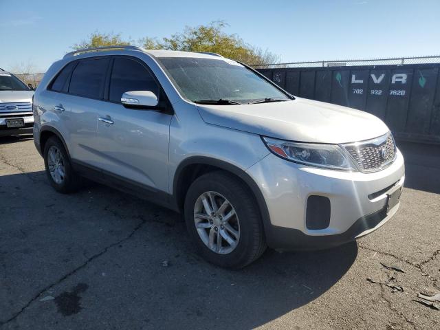 Photo 3 VIN: 5XYKT4A70EG472980 - KIA SORENTO LX 