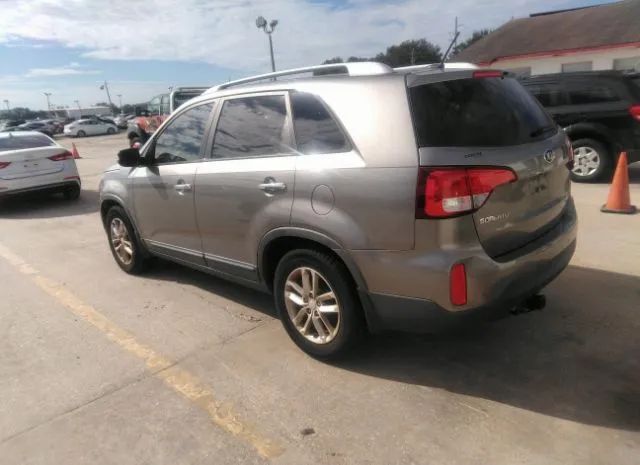 Photo 2 VIN: 5XYKT4A70EG504245 - KIA SORENTO 