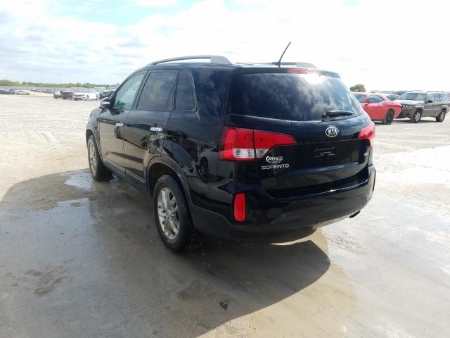 Photo 2 VIN: 5XYKT4A71FG572930 - KIA SORENTO LX 