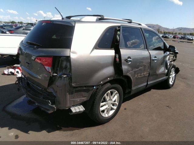 Photo 3 VIN: 5XYKT4A71FG582535 - KIA SORENTO 