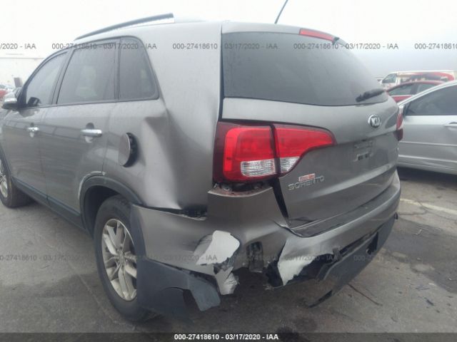 Photo 5 VIN: 5XYKT4A71FG638568 - KIA SORENTO 