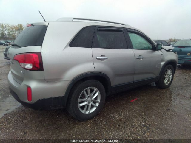 Photo 3 VIN: 5XYKT4A73FG598770 - KIA SORENTO 