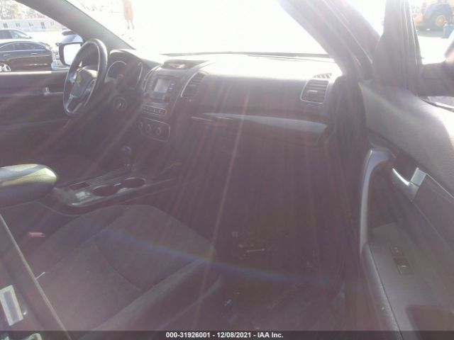 Photo 4 VIN: 5XYKT4A75FG569819 - KIA SORENTO 