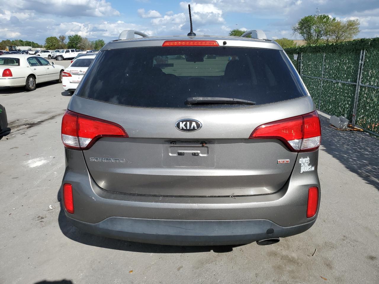 Photo 5 VIN: 5XYKT4A75FG590928 - KIA SORENTO 