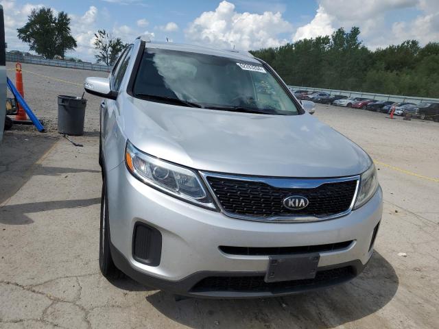 Photo 4 VIN: 5XYKT4A75FG621238 - KIA SORENTO LX 