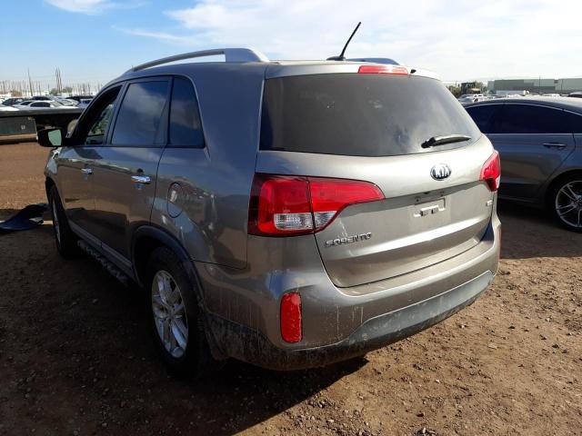 Photo 2 VIN: 5XYKT4A76FG589965 - KIA SORENTO LX 