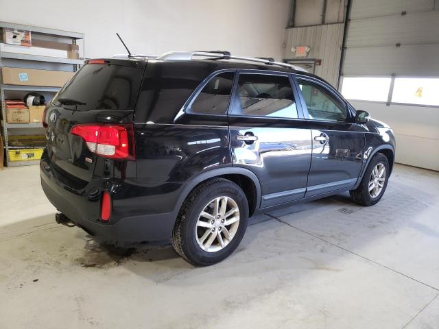 Photo 2 VIN: 5XYKT4A77FG562466 - KIA SORENTO LX 