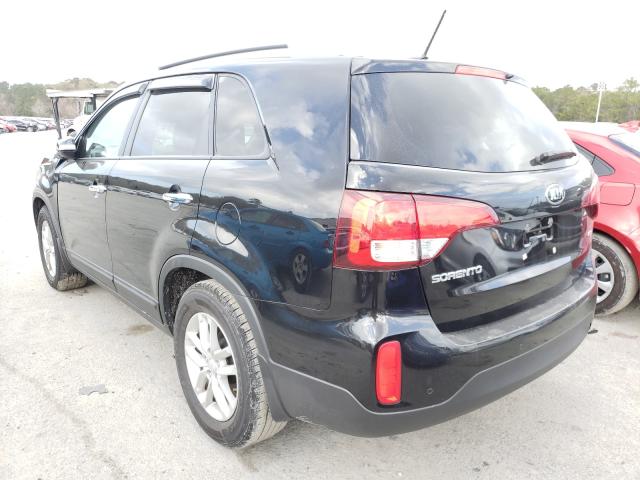 Photo 2 VIN: 5XYKT4A77FG593328 - KIA SORENTO LX 