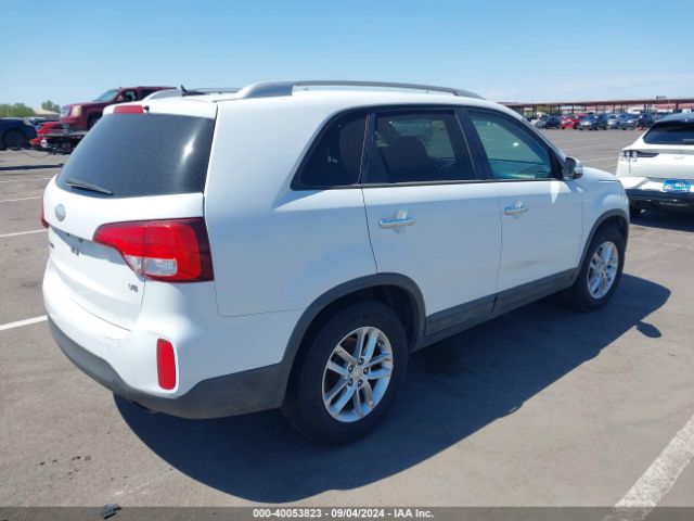 Photo 3 VIN: 5XYKT4A77FG620575 - KIA SORENTO 