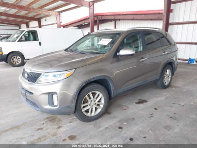 Photo 1 VIN: 5XYKT4A79FG613269 - KIA SORENTO 