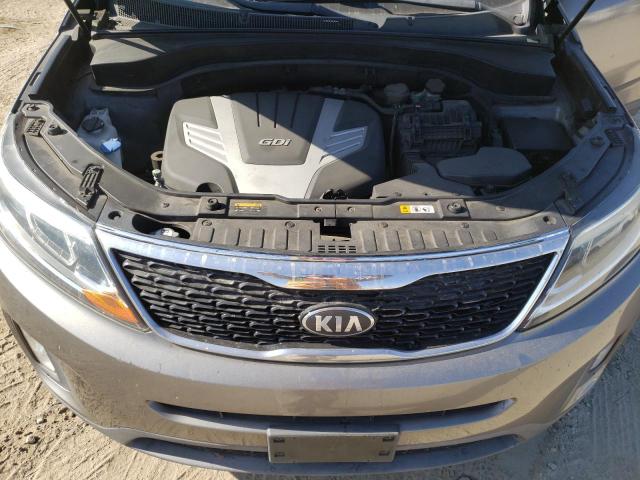 Photo 11 VIN: 5XYKT4A7XEG536894 - KIA SORENTO LX 