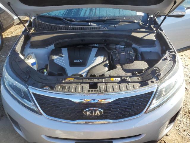 Photo 10 VIN: 5XYKT4A7XFG595655 - KIA SORENTO LX 