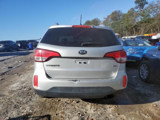 Photo 5 VIN: 5XYKT4A7XFG595655 - KIA SORENTO LX 