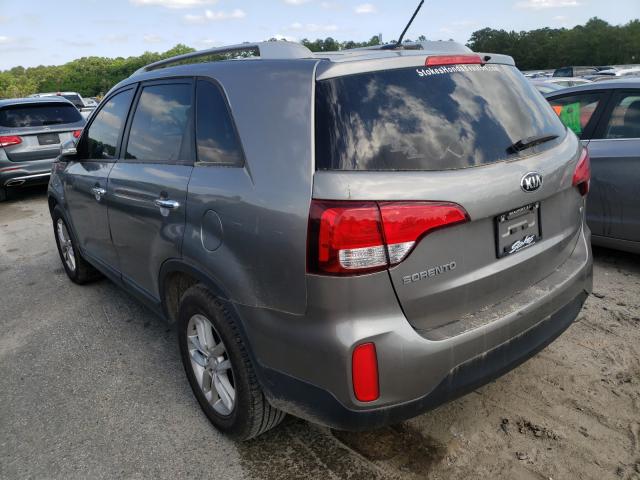 Photo 2 VIN: 5XYKT4A7XFG636009 - KIA SORENTO LX 