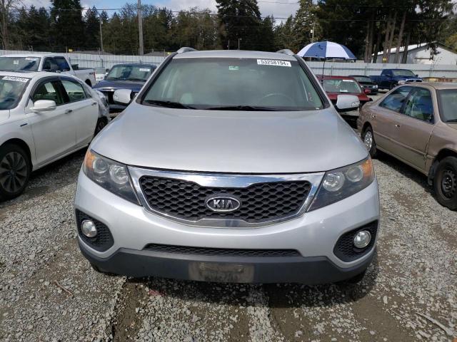 Photo 4 VIN: 5XYKTCA10BG056803 - KIA SORENTO 