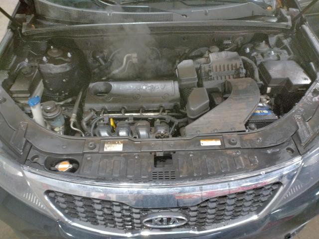 Photo 6 VIN: 5XYKTCA10BG139034 - KIA SORENTO 