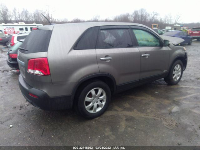 Photo 3 VIN: 5XYKTCA13BG096051 - KIA SORENTO 