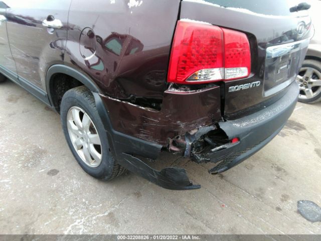 Photo 5 VIN: 5XYKTCA14BG082918 - KIA SORENTO 