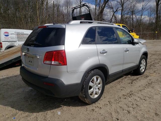 Photo 3 VIN: 5XYKTCA14BG136833 - KIA SORENTO BA 