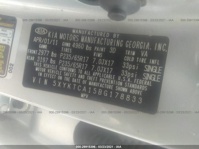 Photo 8 VIN: 5XYKTCA15BG178833 - KIA SORENTO 