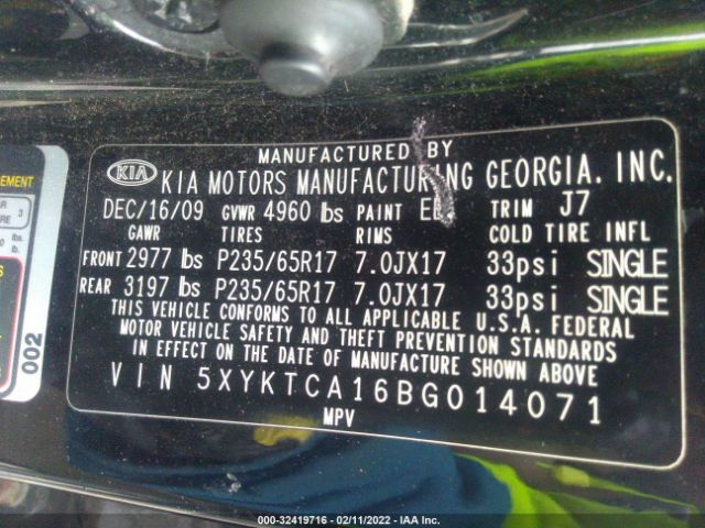 Photo 8 VIN: 5XYKTCA16BG014071 - KIA SORENTO 