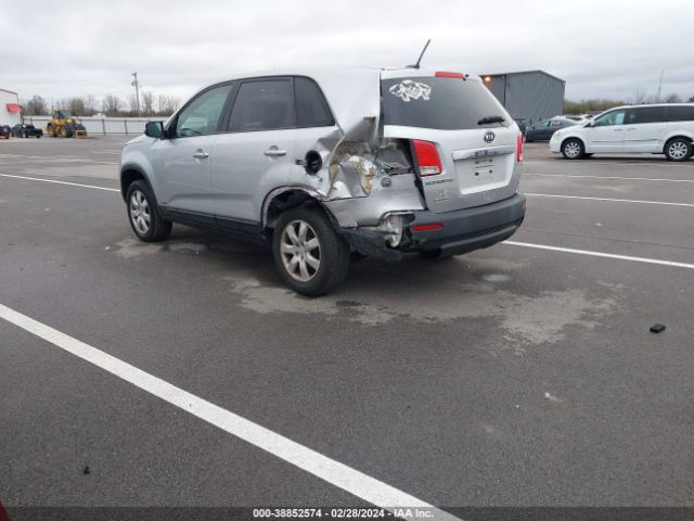 Photo 2 VIN: 5XYKTCA17BG010336 - KIA SORENTO 