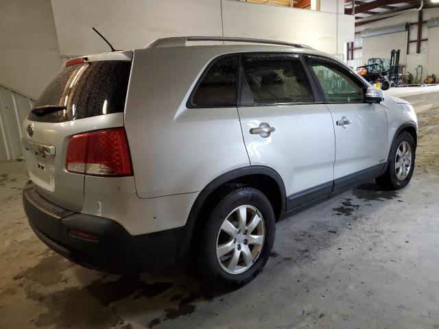 Photo 2 VIN: 5XYKTCA17BG156848 - KIA SORENTO 