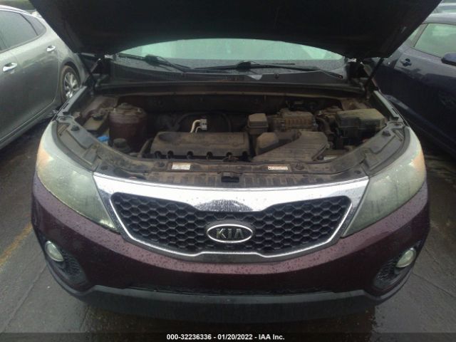 Photo 9 VIN: 5XYKTCA17BG172399 - KIA SORENTO 