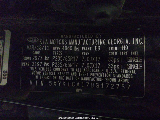 Photo 8 VIN: 5XYKTCA17BG172757 - KIA SORENTO 