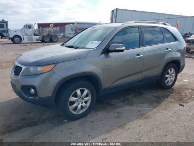 Photo 1 VIN: 5XYKTCA18BG147835 - KIA SORENTO 