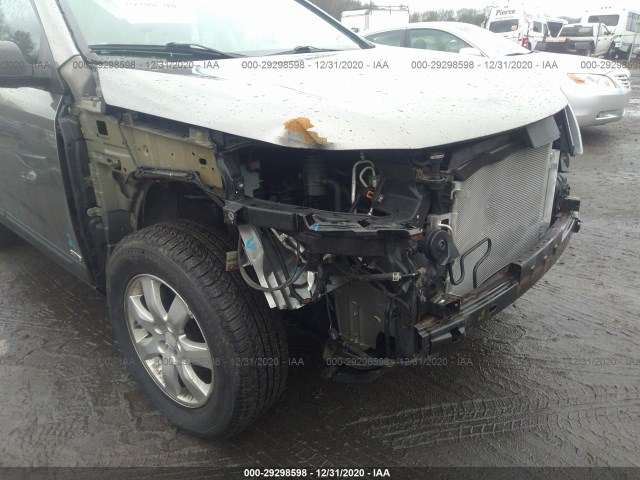 Photo 5 VIN: 5XYKTCA18BG166319 - KIA SORENTO 