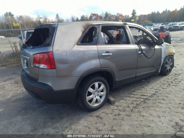 Photo 3 VIN: 5XYKTCA19BG022780 - KIA SORENTO 