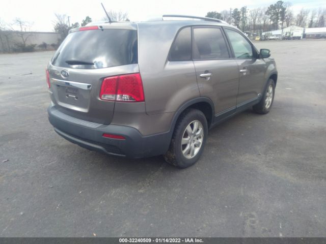 Photo 3 VIN: 5XYKTCA19BG125827 - KIA SORENTO 